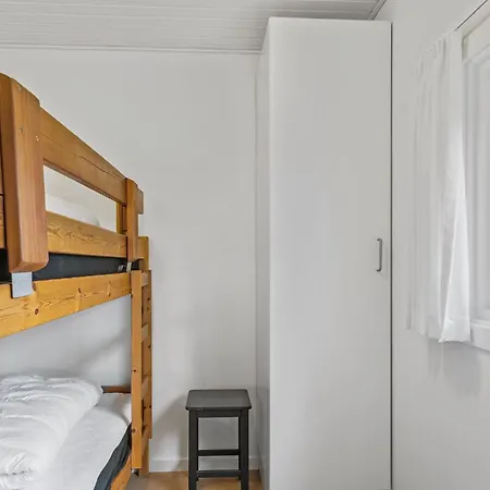3 Bedroom Lovely In Bjert Semesterbostad Binderup Strand