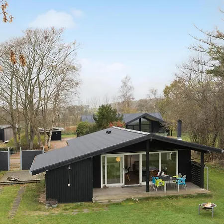 Hébergement de vacances 3 Bedroom Lovely In Bjert *